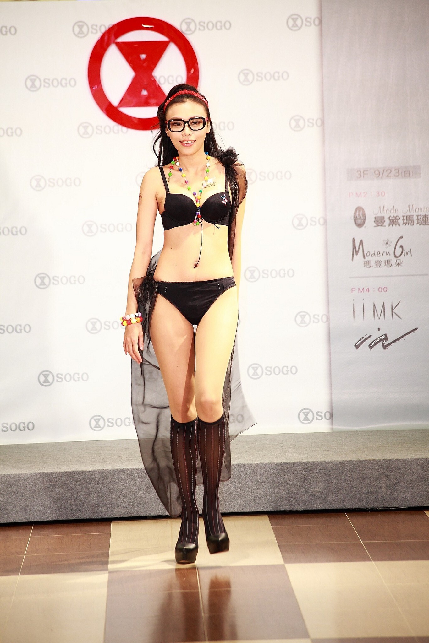 [Fashion Show] 曼黛瑪蓮.莎薇華哥爾 国产模特美女图片